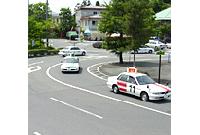 益田ドライビングスクール教習車写真